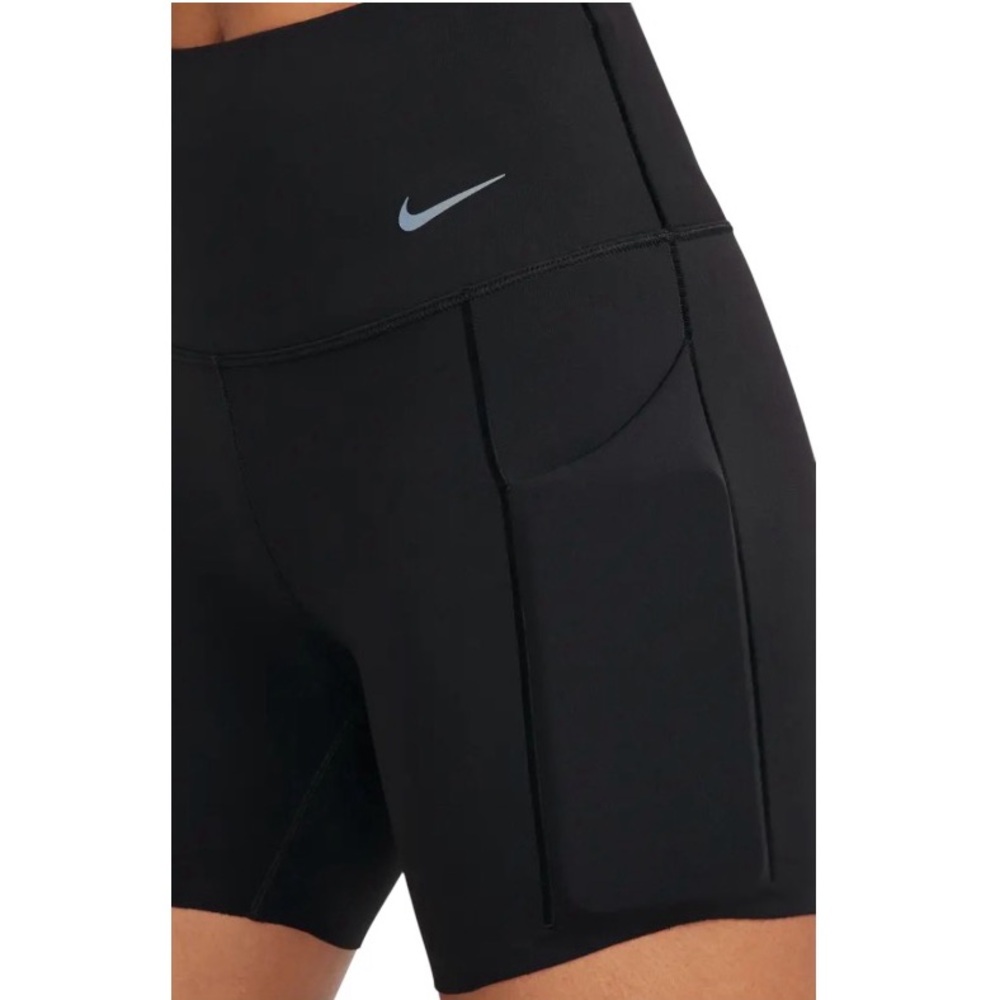 Nike Black Universa Medium Support High-Waisted 5" Bike Shorts with Pockets - Picture 4 of 14